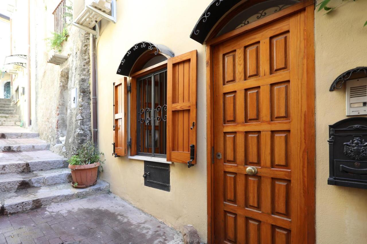 Porta Catania&Duomo Cozy Apartment Taormina Exterior foto